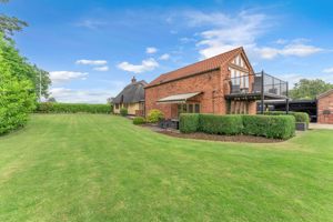 Photo 9- click for photo gallery